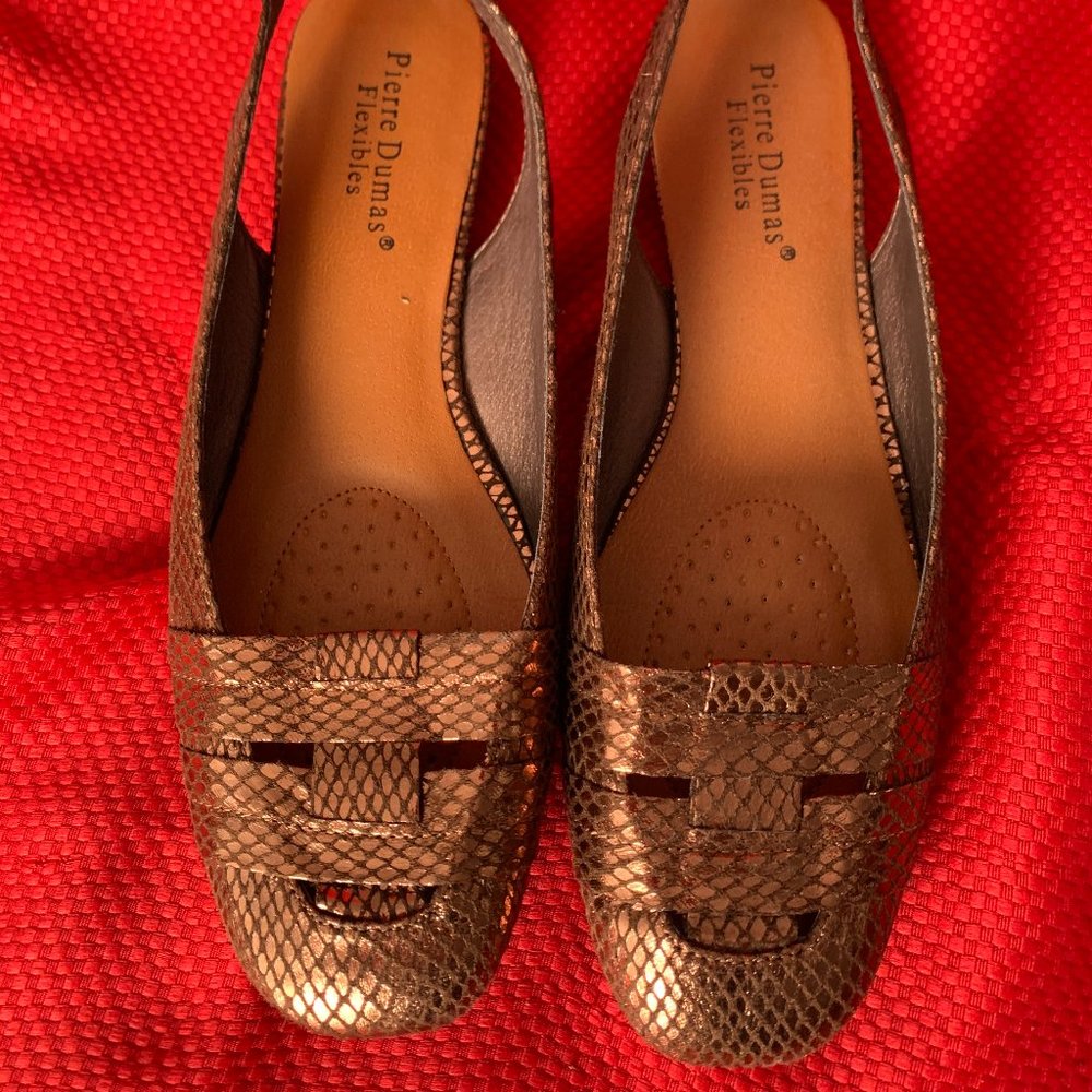 low wedge Sandal in Bronze, 9